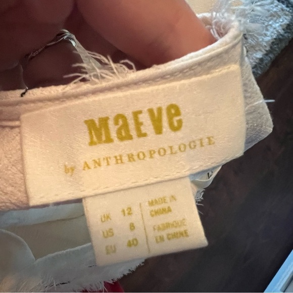 3/$30 🍂 Maeve by Anthropologie Cream Tank Top Sleeveless Fringes Back Accent - Picture 7 of 7
